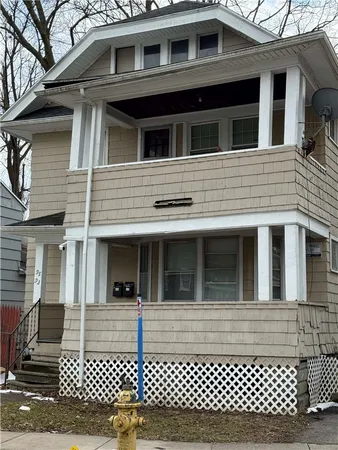 $1,045 | 93-95 Stratford Park, Rochester, NY 14611