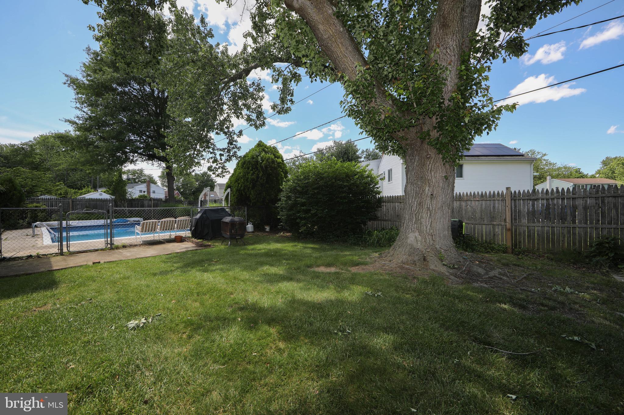 809 Charleston Road Mount Laurel, NJ 08054 - Photo 38 of 39 Rear yard