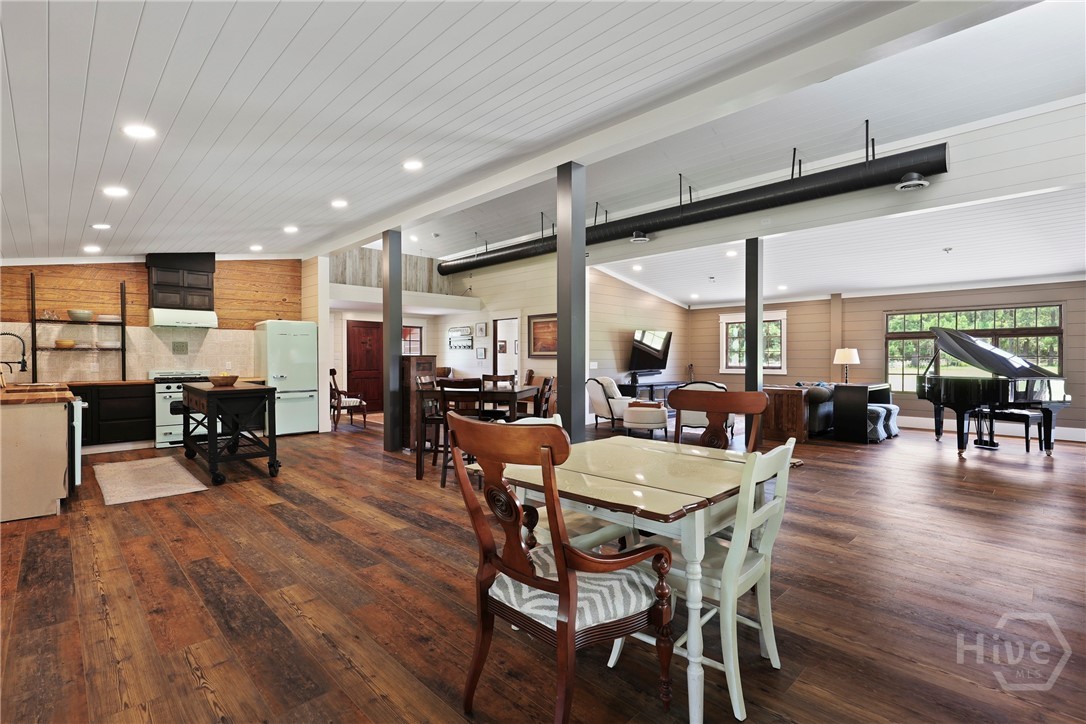 5747 Ogeechee Road Savannah, GA 31405 - Photo 5 of 48