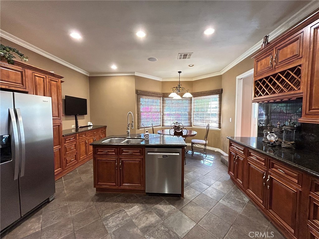 300 South Timken Road Anaheim, CA 92808 - Photo 16 of 40