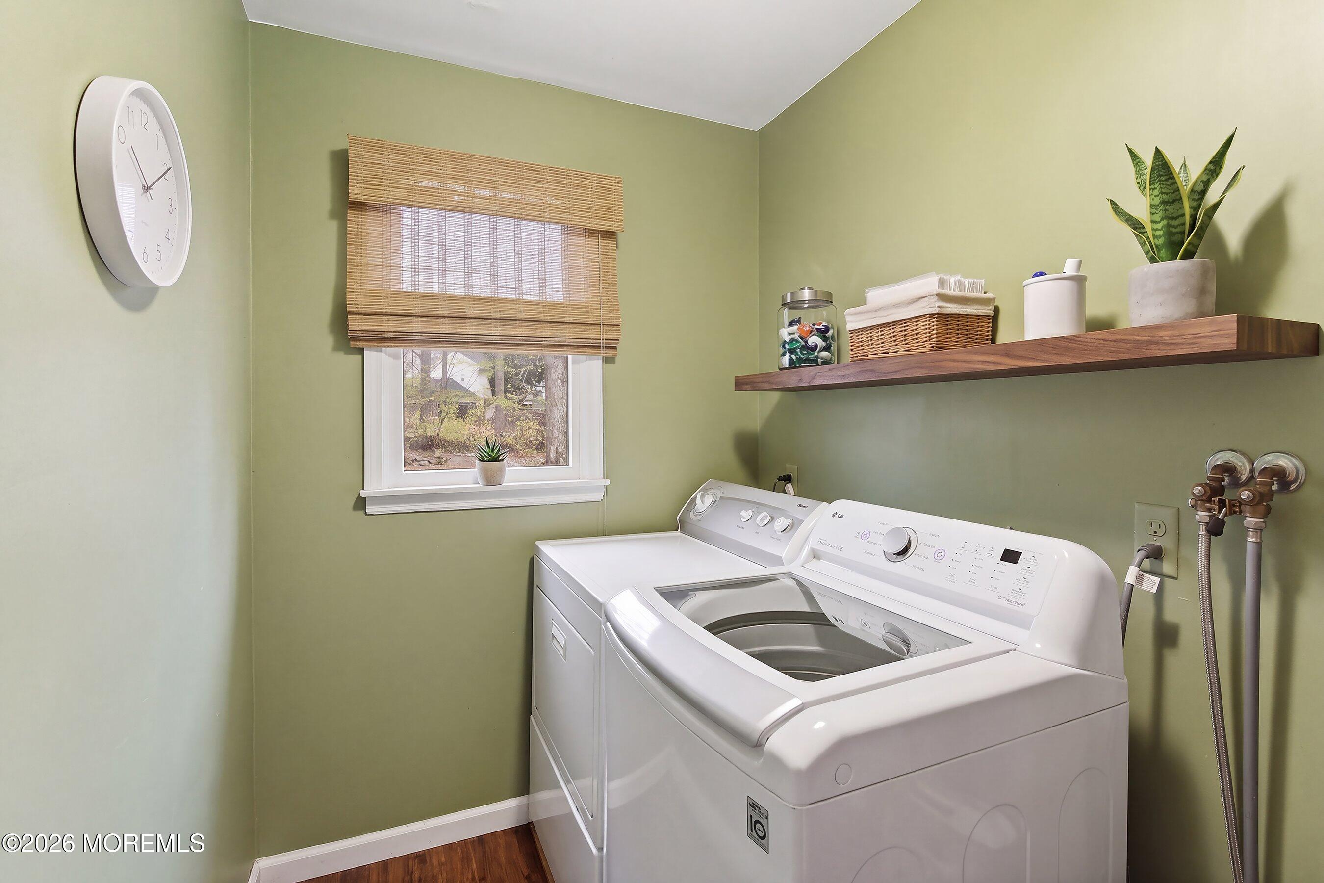 266 Union Hill Road Manalapan, NJ 07726 - Photo 12 of 24 28-Laundry decluttered