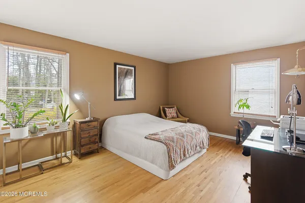 $699,999 | 266 Union Hill Road, Manalapan, NJ 07726