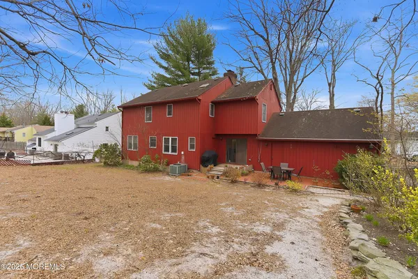$699,999 | 266 Union Hill Road, Manalapan, NJ 07726