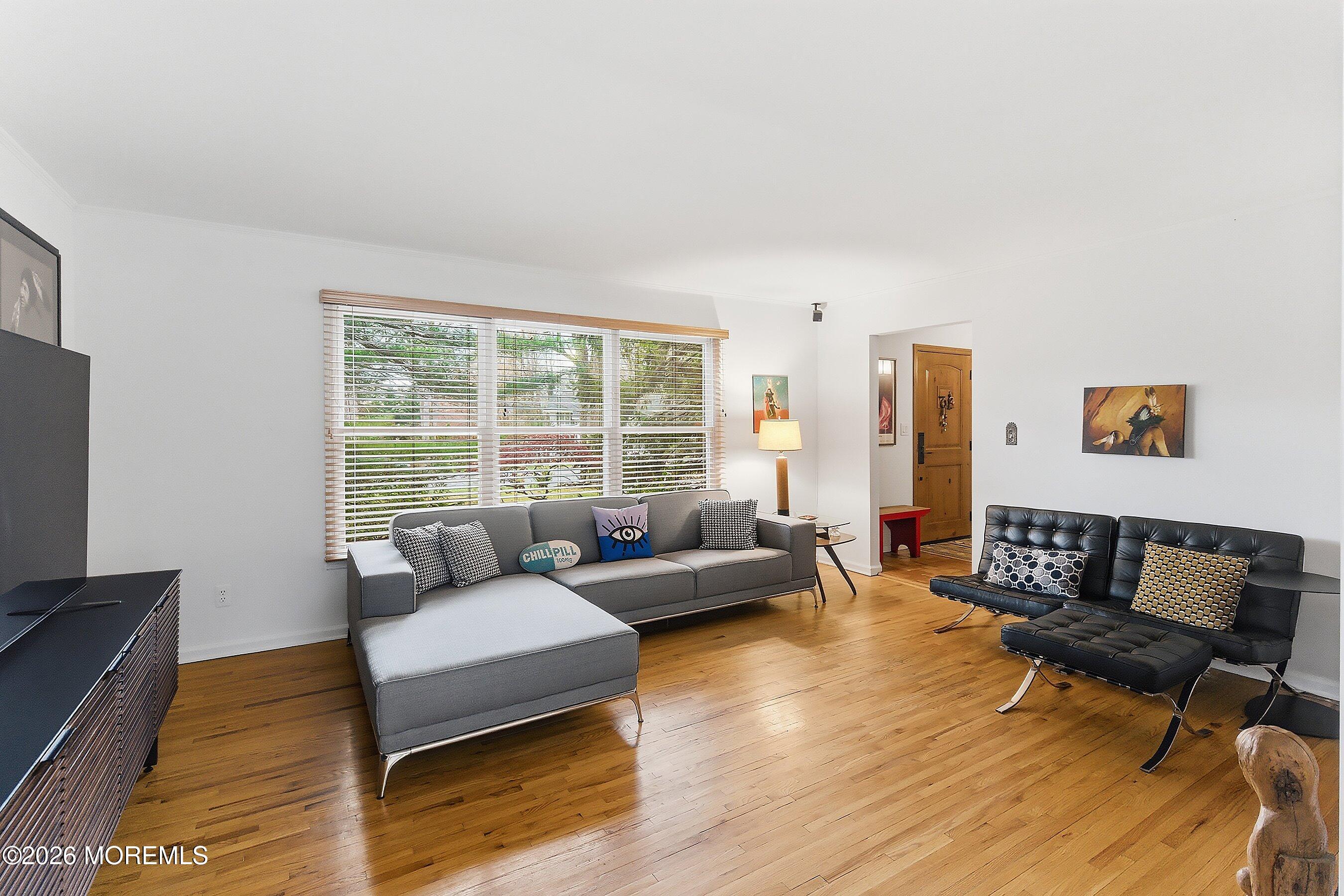 266 Union Hill Road Manalapan, NJ 07726 - Photo 6 of 24 09-Family 1B