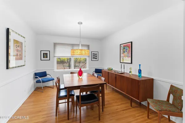 $699,999 | 266 Union Hill Road, Manalapan, NJ 07726