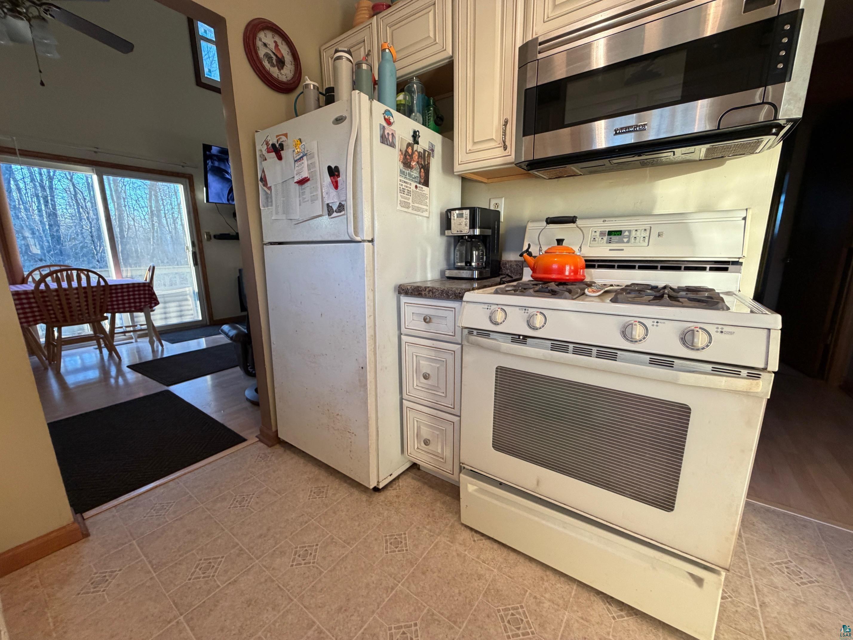 777 Harlis Road Holyoke, MN 55749 - Photo 3 of 22