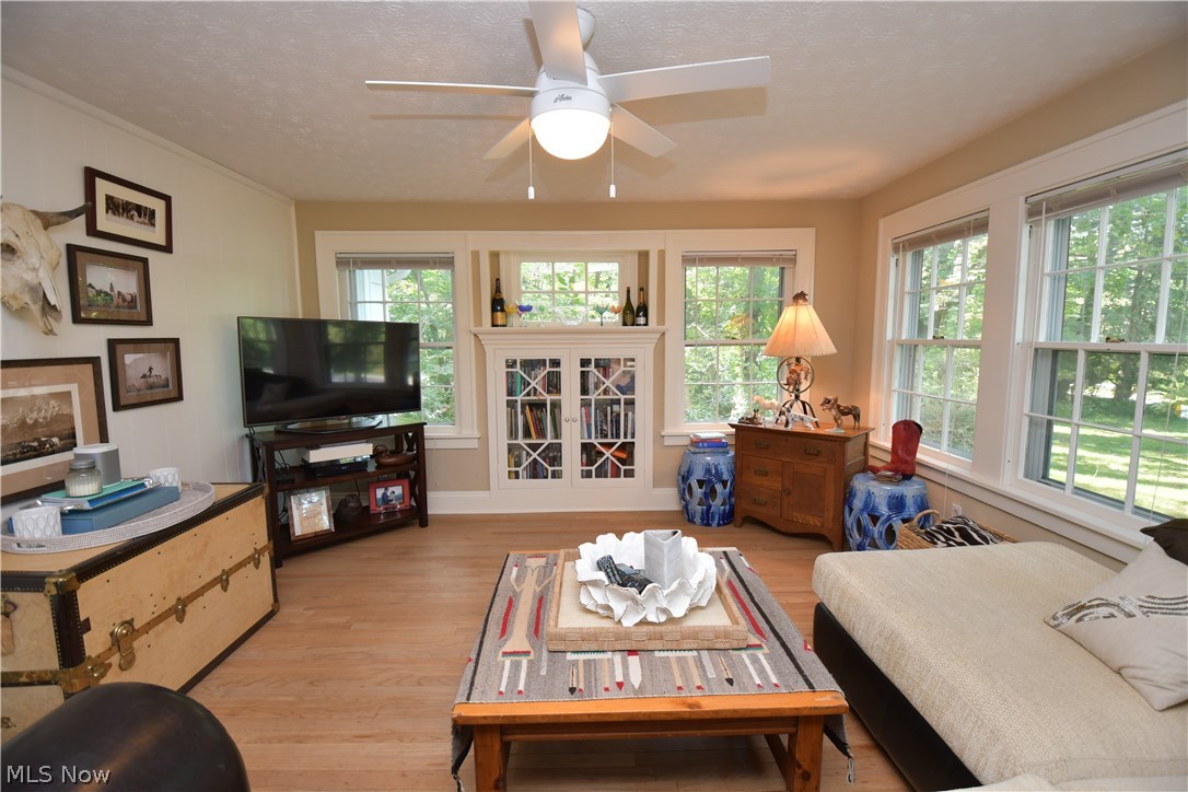 477 Solon Road Chagrin Falls, OH 44022 - Photo 3 of 22 Gallery Image 3