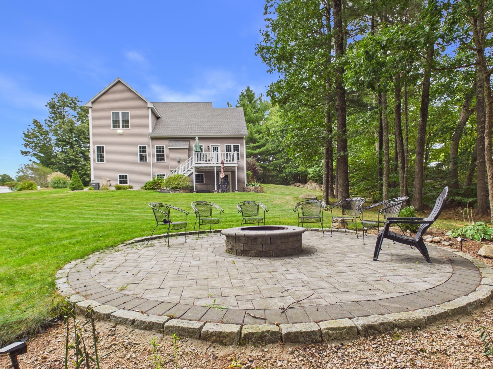 16 Tabor Road Uxbridge, MA 01569 - Photo 36 of 41 Gallery Image 36