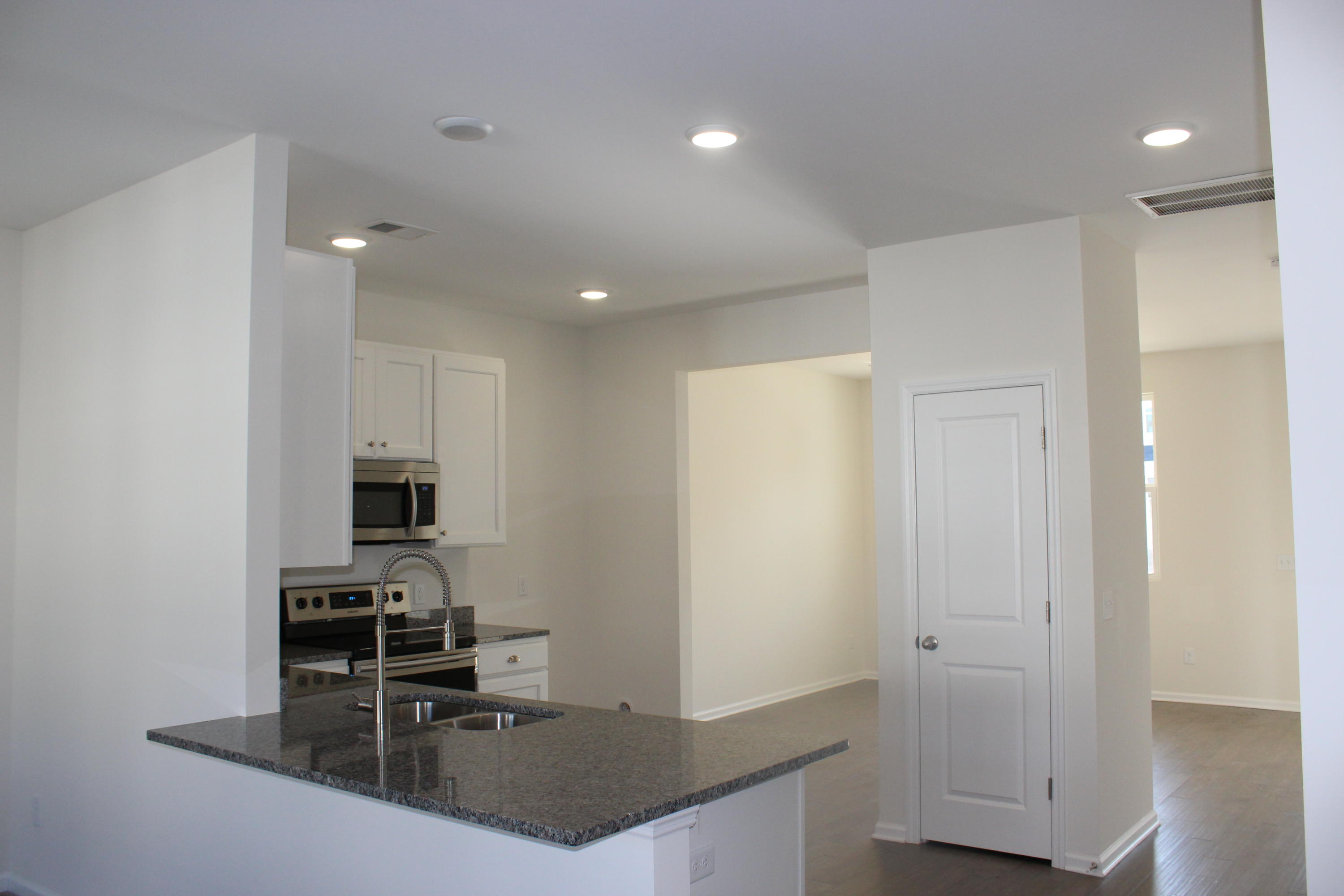 176 Woodward Road, Unit 58 Goose Creek, SC 29445 - Photo 5 of 18 IMG_3260