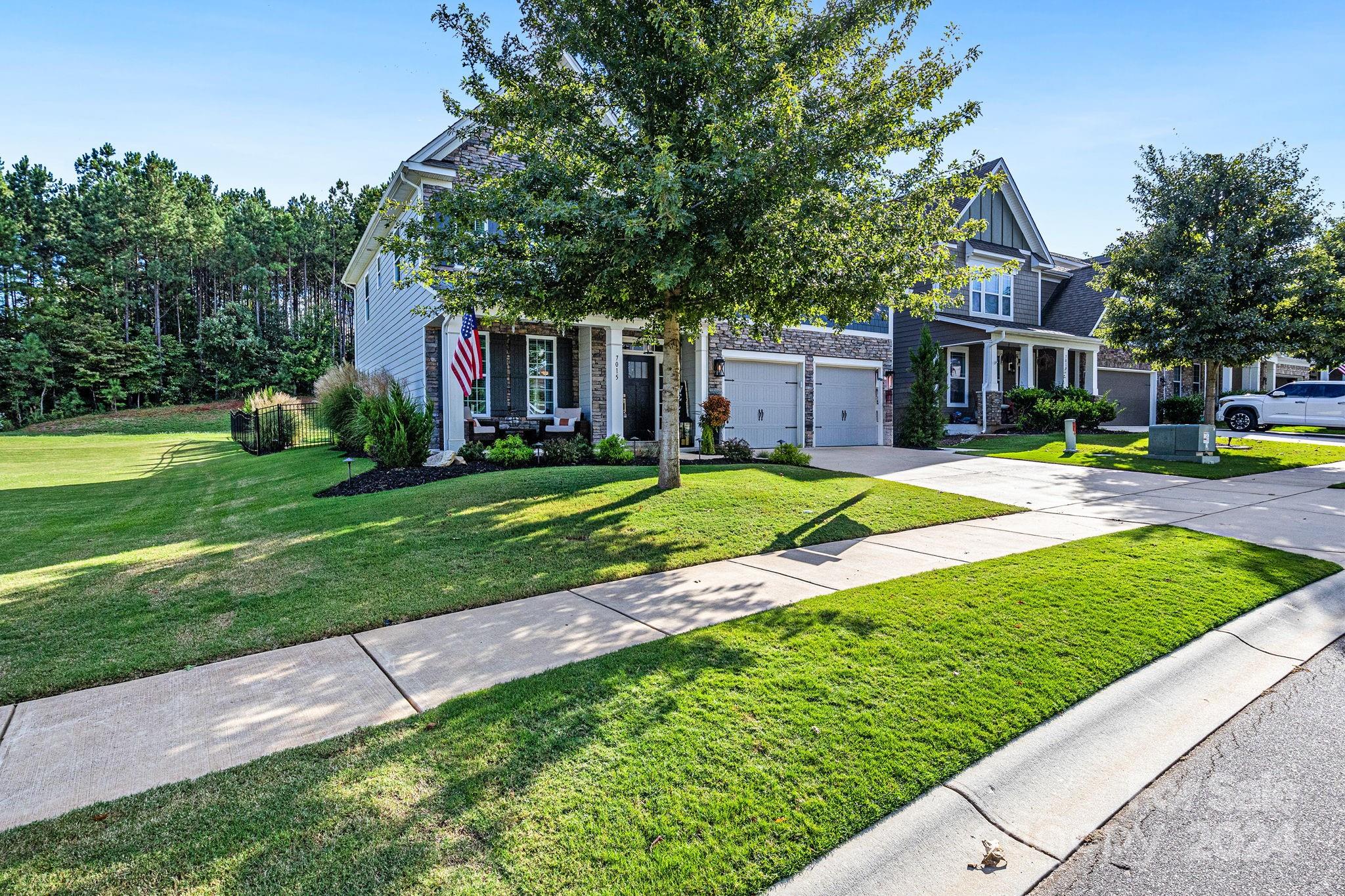 7015 Chrysanthemum Road Lancaster, SC 29720 - Photo 4 of 43 Gallery Image 4