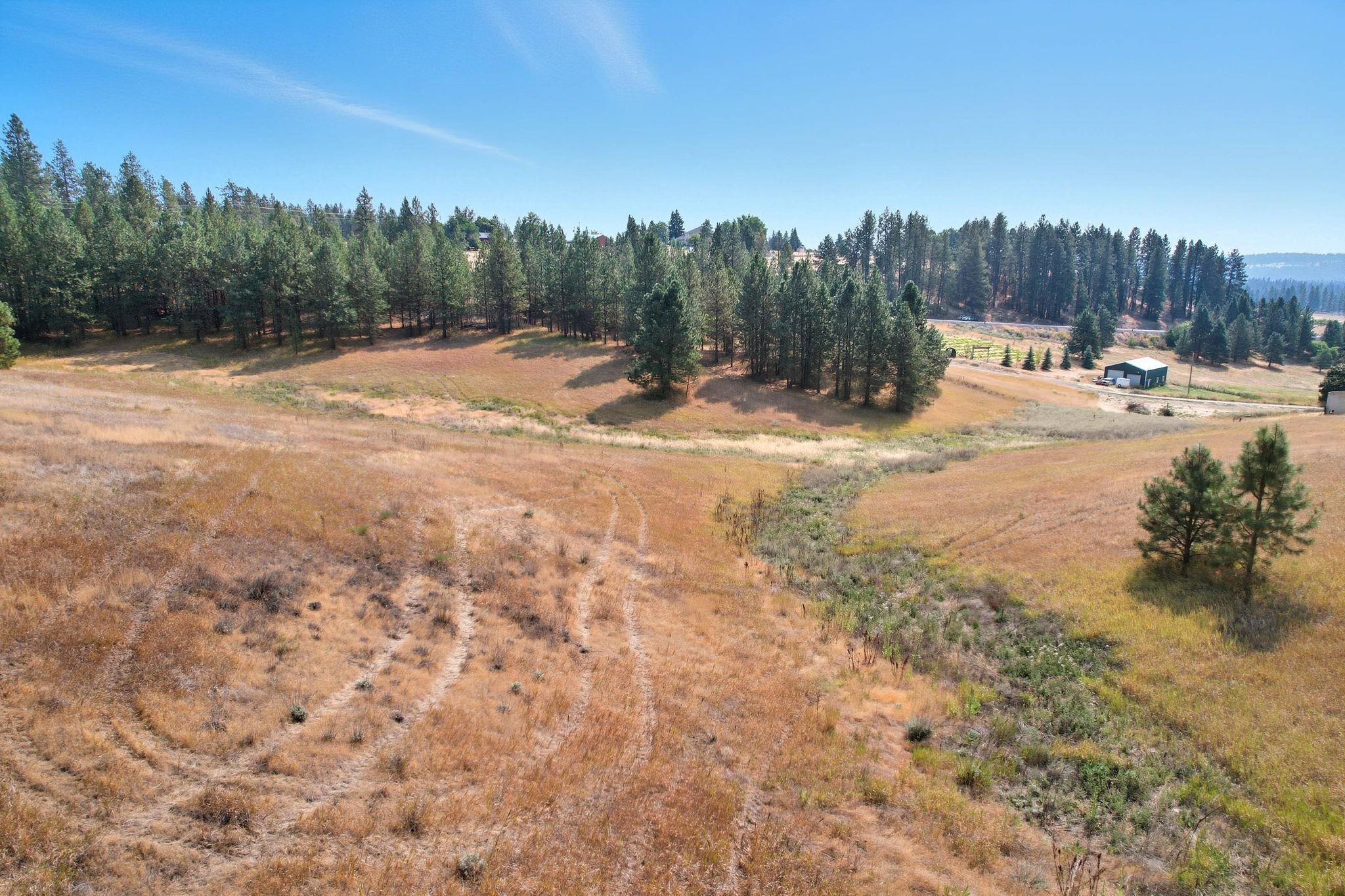 10612 South Baltimore Road Spokane, WA 99223 - Photo 3 of 15 Gallery Image 3