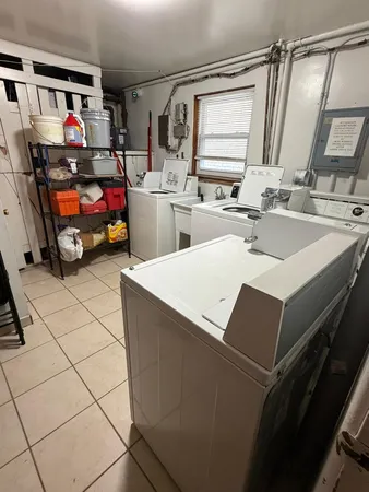 $1,800 | 7612 West Belmont Avenue, Unit 1N, Chicago, IL 60634