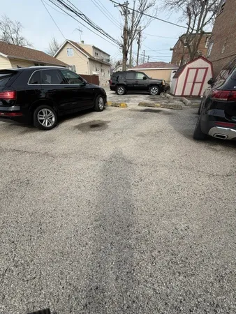 $1,800 | 7612 West Belmont Avenue, Unit 1N, Chicago, IL 60634