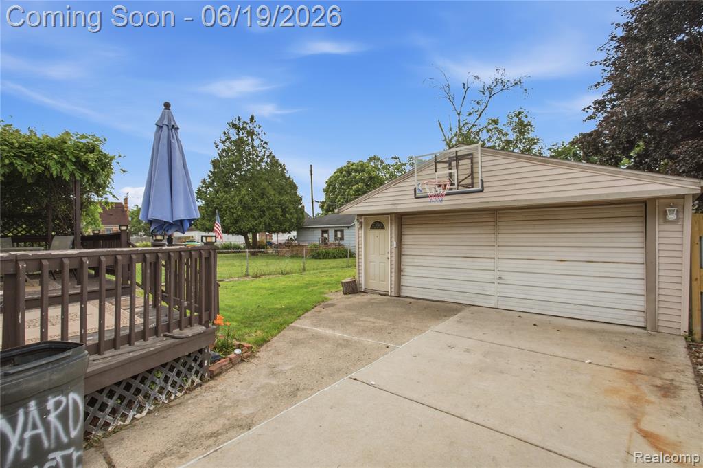 529 Champaign Road Lincoln Park, MI 48146 - Photo 19 of 25