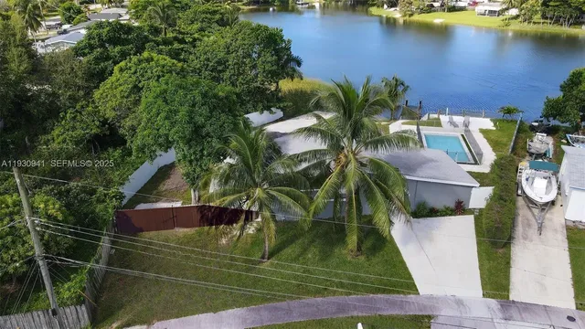 $4,500 | 3621 Southwest 35th Street, West Park, FL 33023