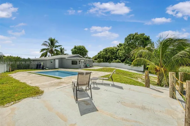 $4,500 | 3621 Southwest 35th Street, West Park, FL 33023