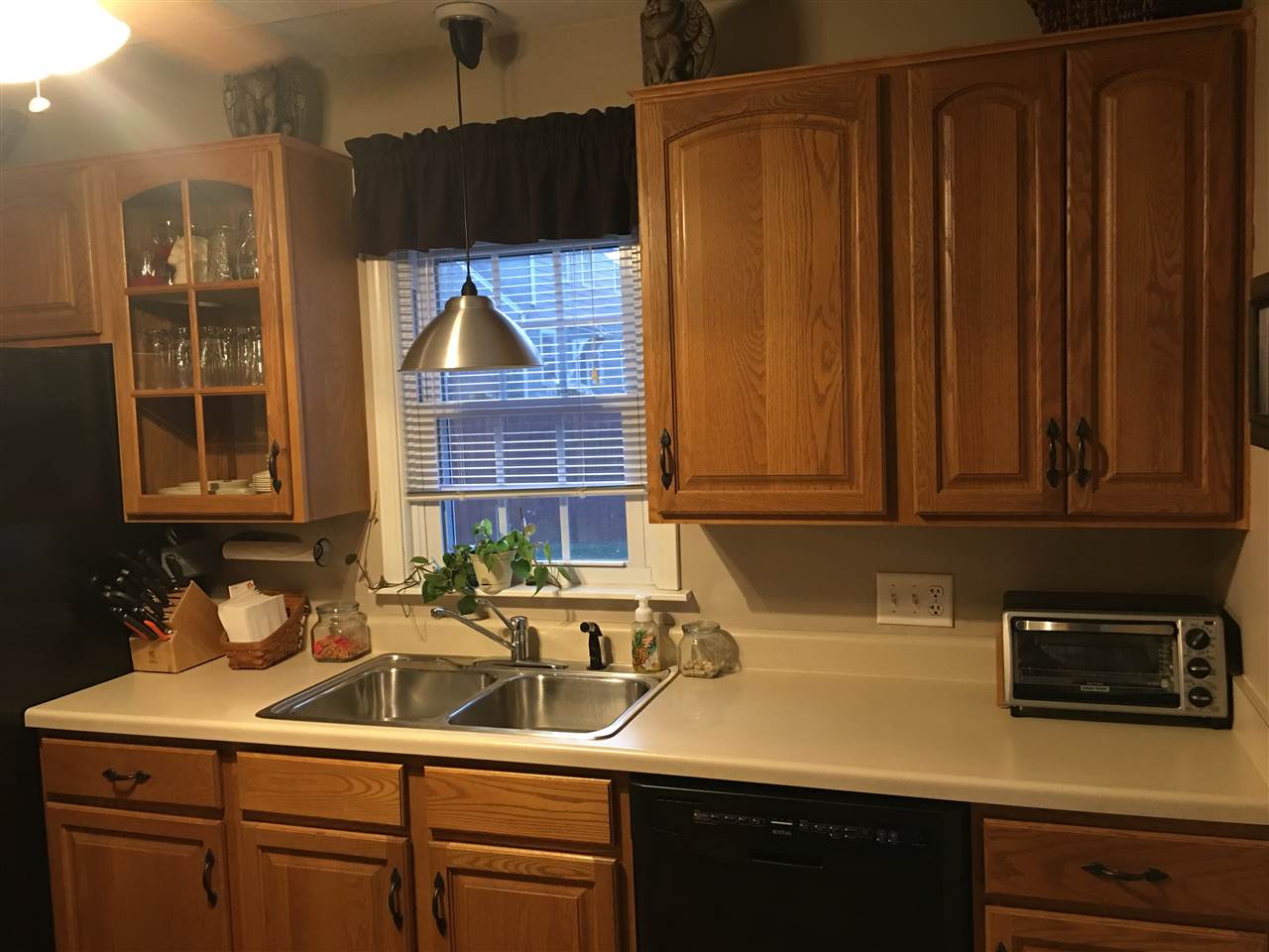3424 California Road Rockford, IL 61108 - Photo 7 of 18 Gallery Image 7