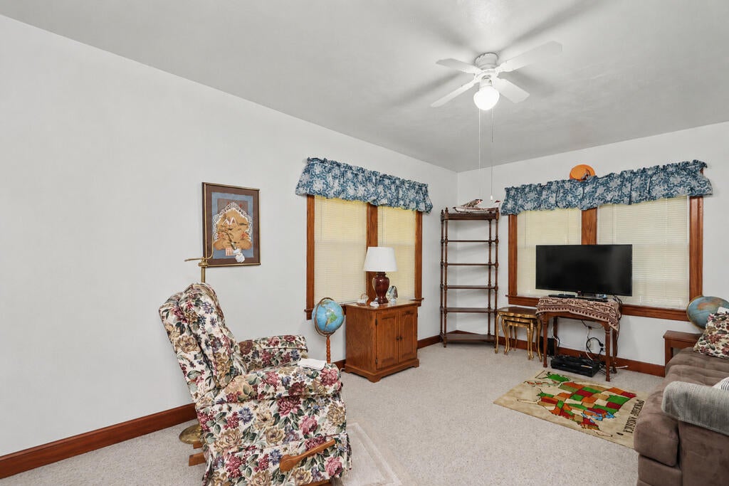 1806 Windsor Road Mansfield, OH 44903 - Photo 2 of 27 Gallery Image 2