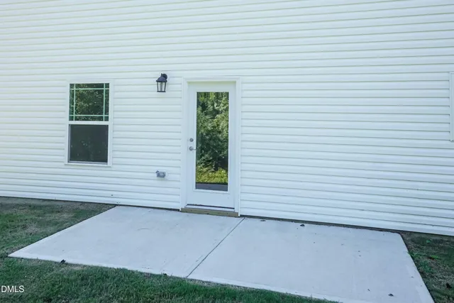 $338,000 | 237 Hopewell Br Court, Smithfield, NC 27577