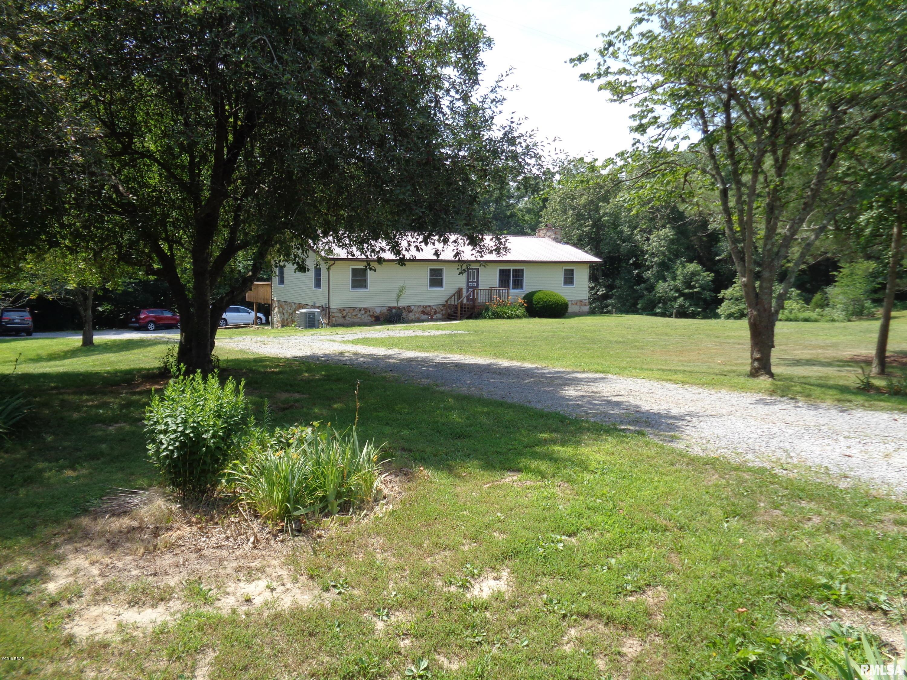 675 Reevesville Road Grantsburg, IL 62943 - Photo 16 of 50