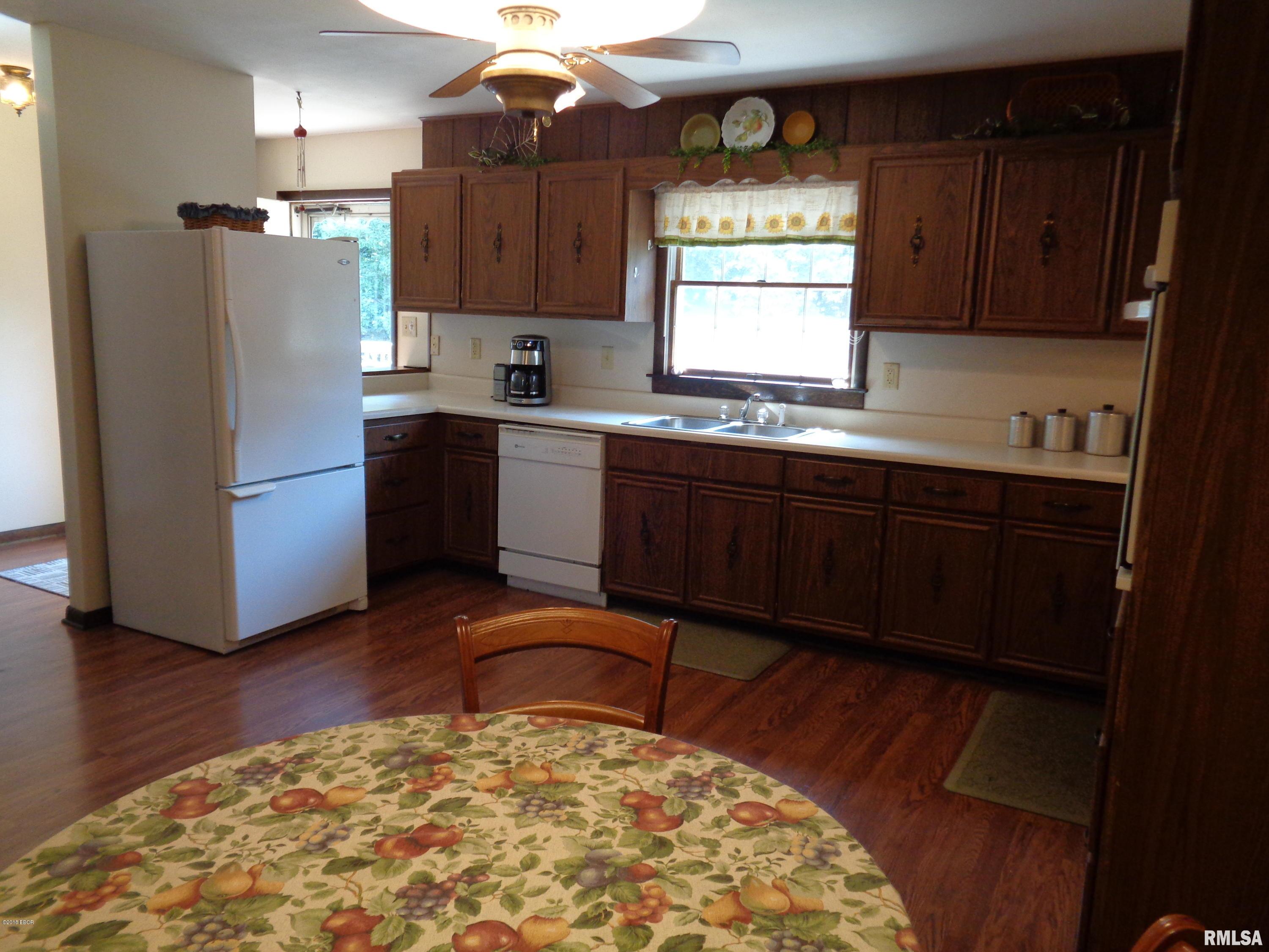 675 Reevesville Road Grantsburg, IL 62943 - Photo 22 of 50