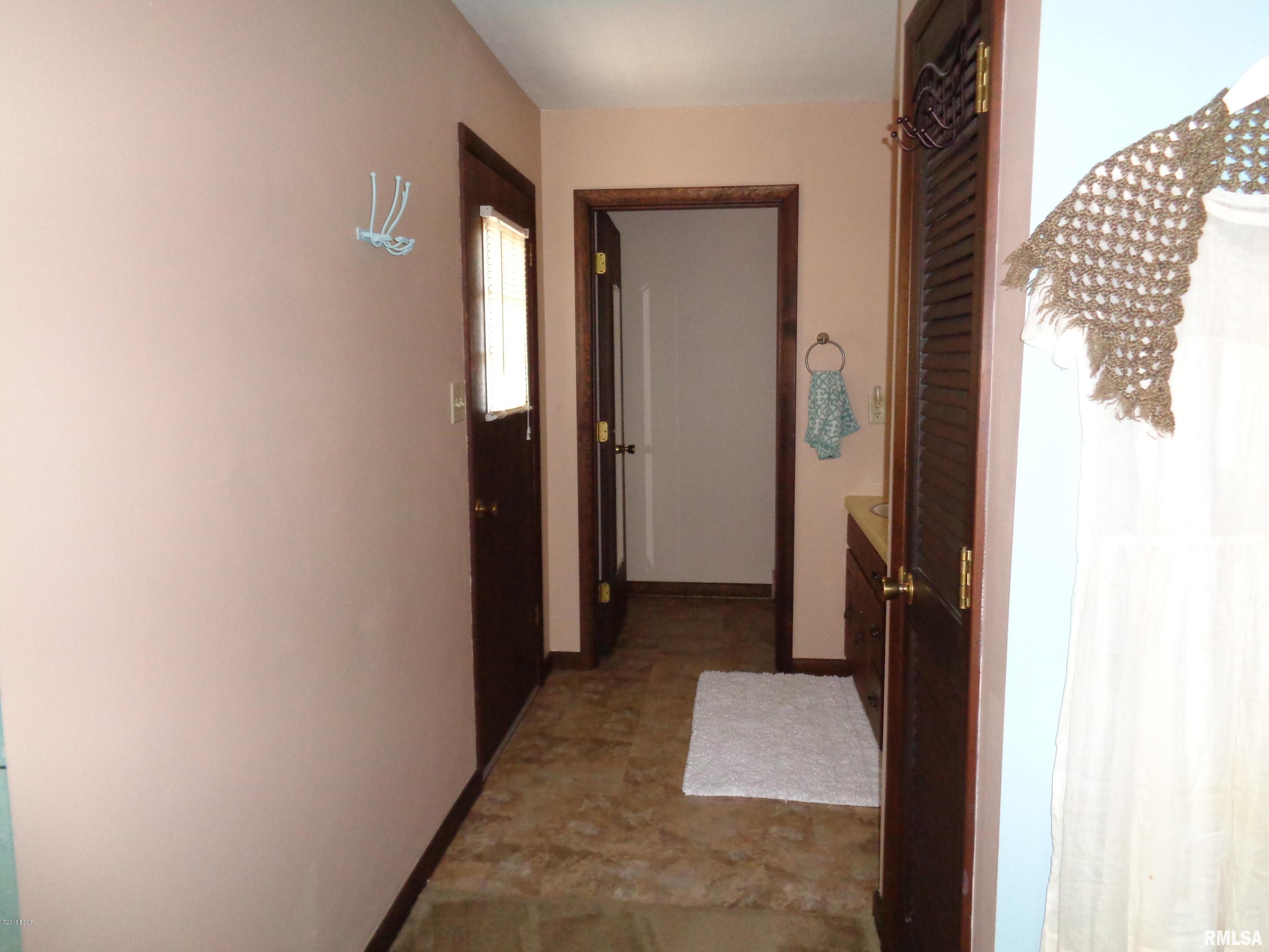 675 Reevesville Road Grantsburg, IL 62943 - Photo 34 of 50