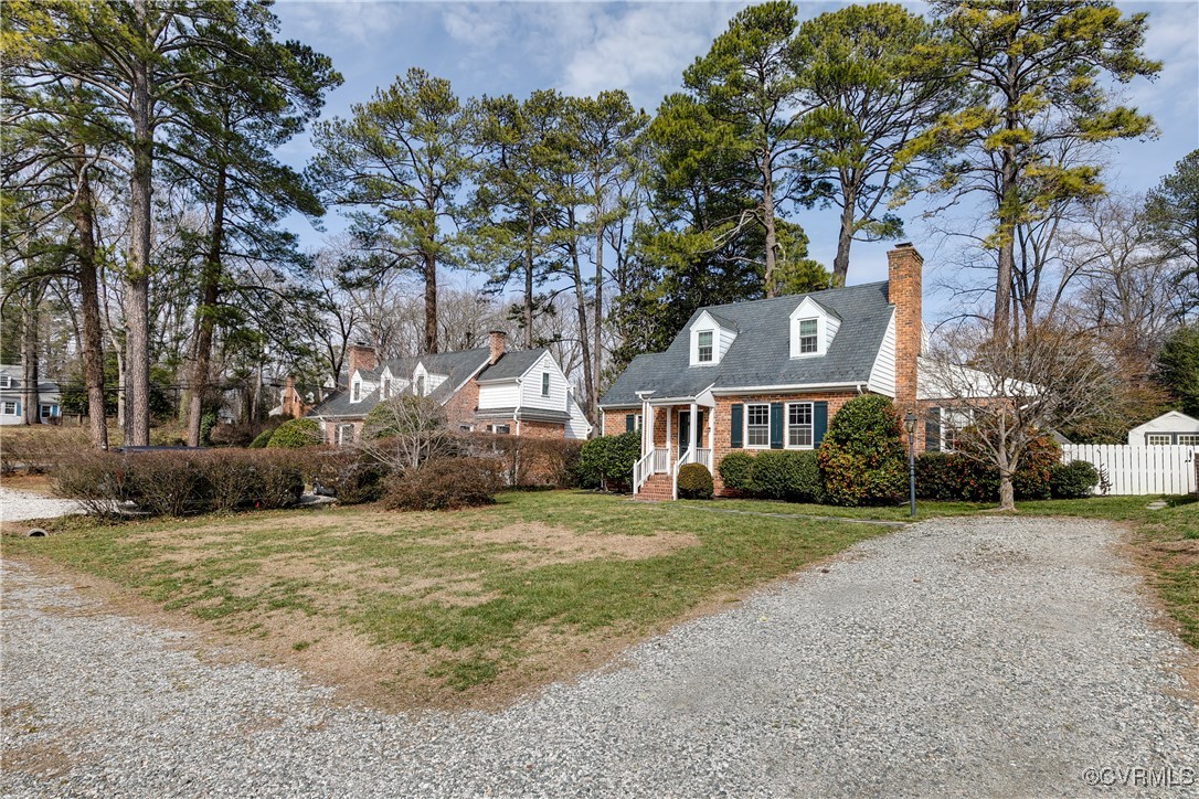 7914 Stuart Hall Road Henrico, VA 23229 - Photo 4 of 37 Gallery Image 4