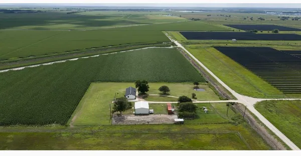 $310,000 | 1737 County Road 425, Bay City, TX 77414
