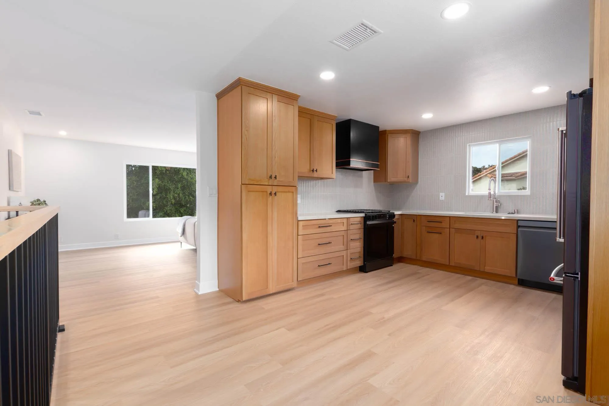 361 East Indian Rock Road Vista, CA 92084 - Photo 10 of 59