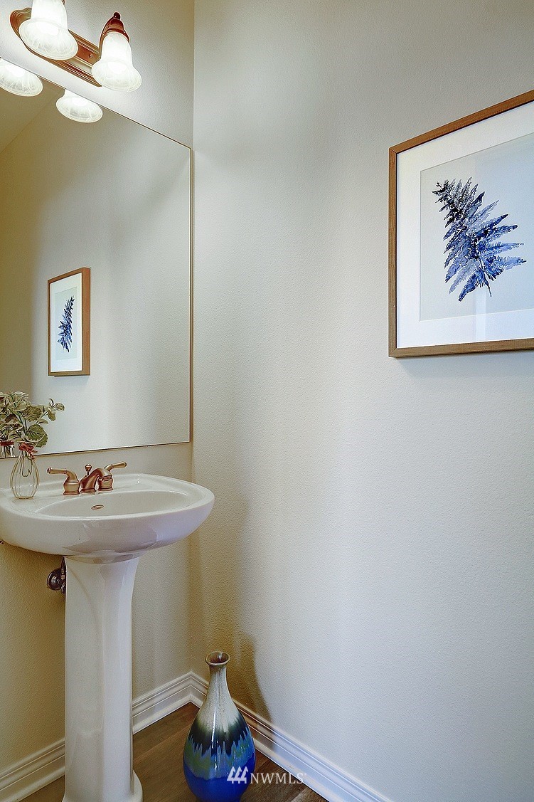 517 Pilchuck Path Everett, WA 98201 - Photo 12 of 28 Gallery Image 12
