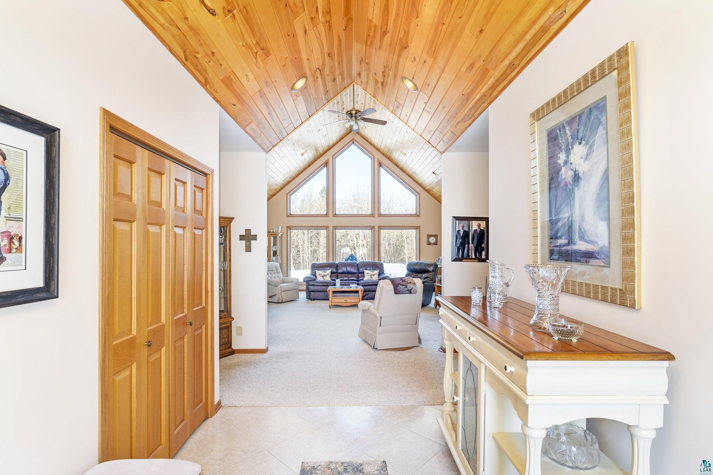601 Valley Road Two Harbors, MN 55616 - Photo 17 of 48