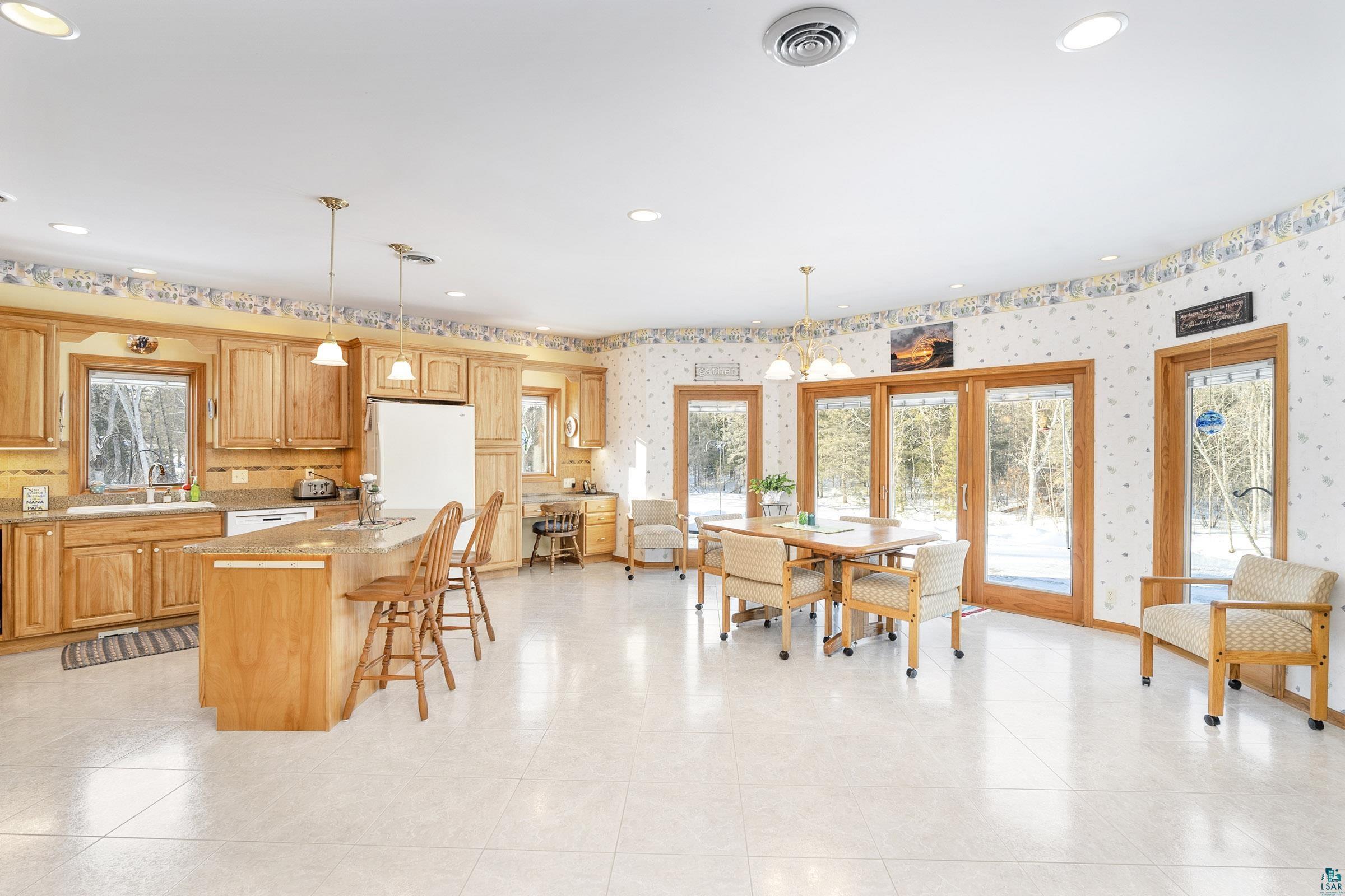 601 Valley Road Two Harbors, MN 55616 - Photo 3 of 48