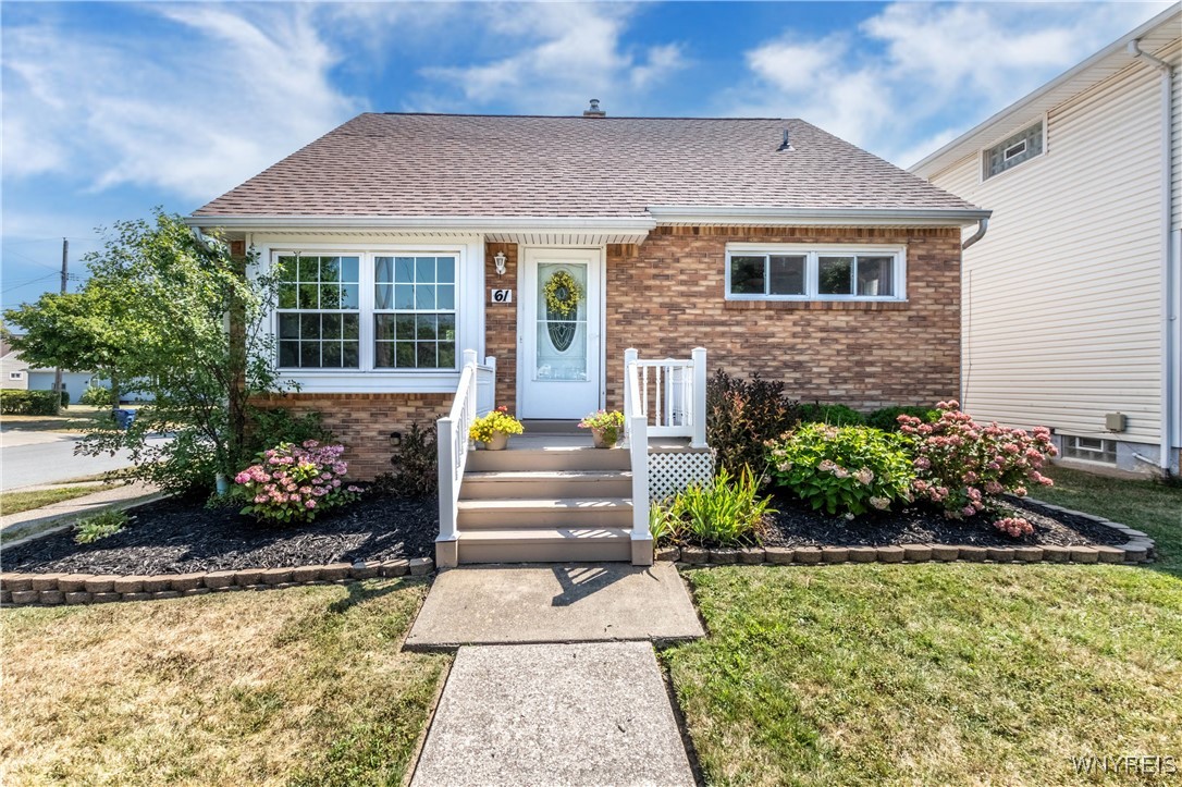 61 Leonore Road Amherst, NY 14226 - Photo 1 of 1 Gallery Image 1