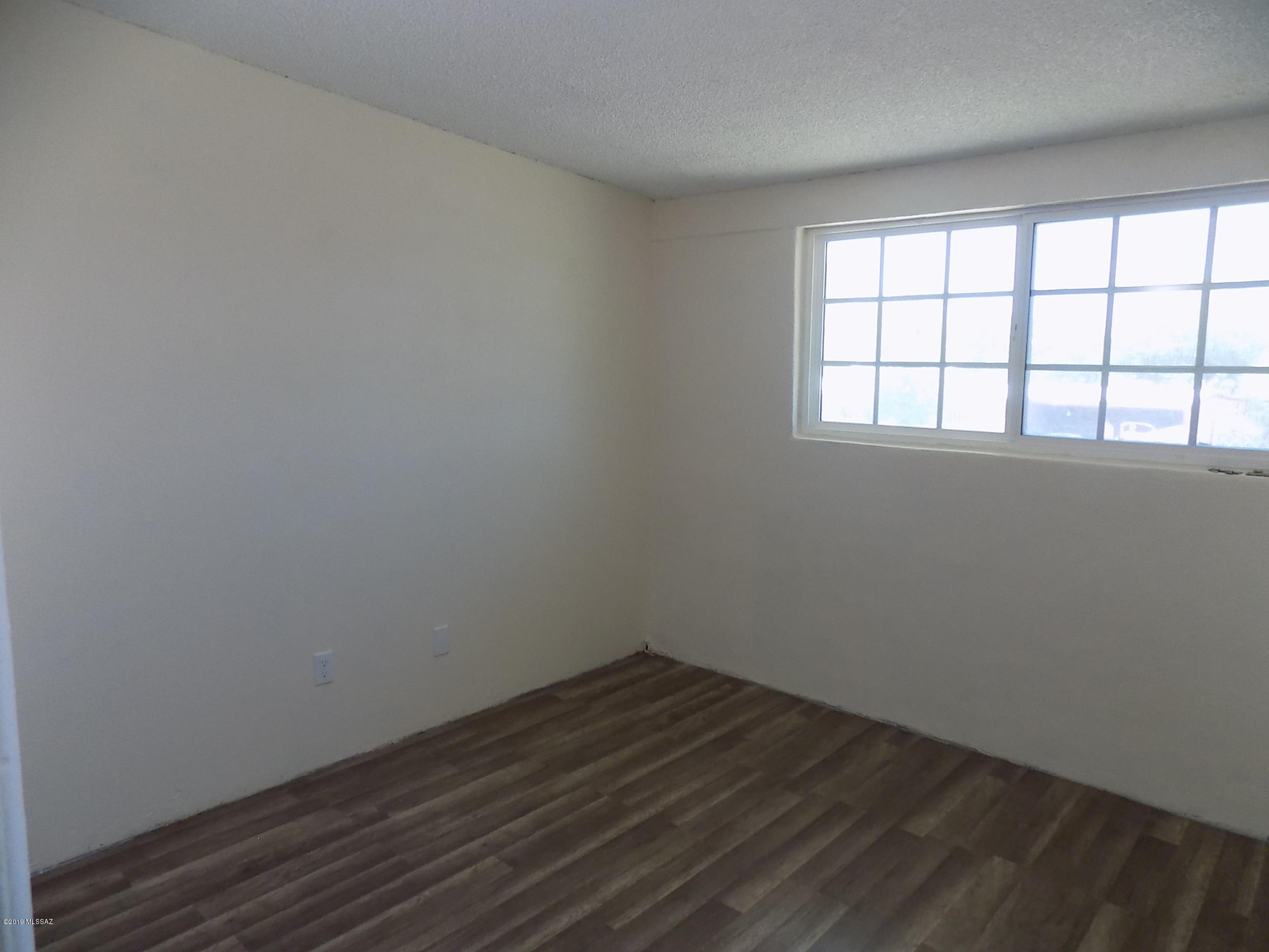 1872 West Merlin Road Tucson, AZ 85713 - Photo 17 of 22 Gallery Image 17