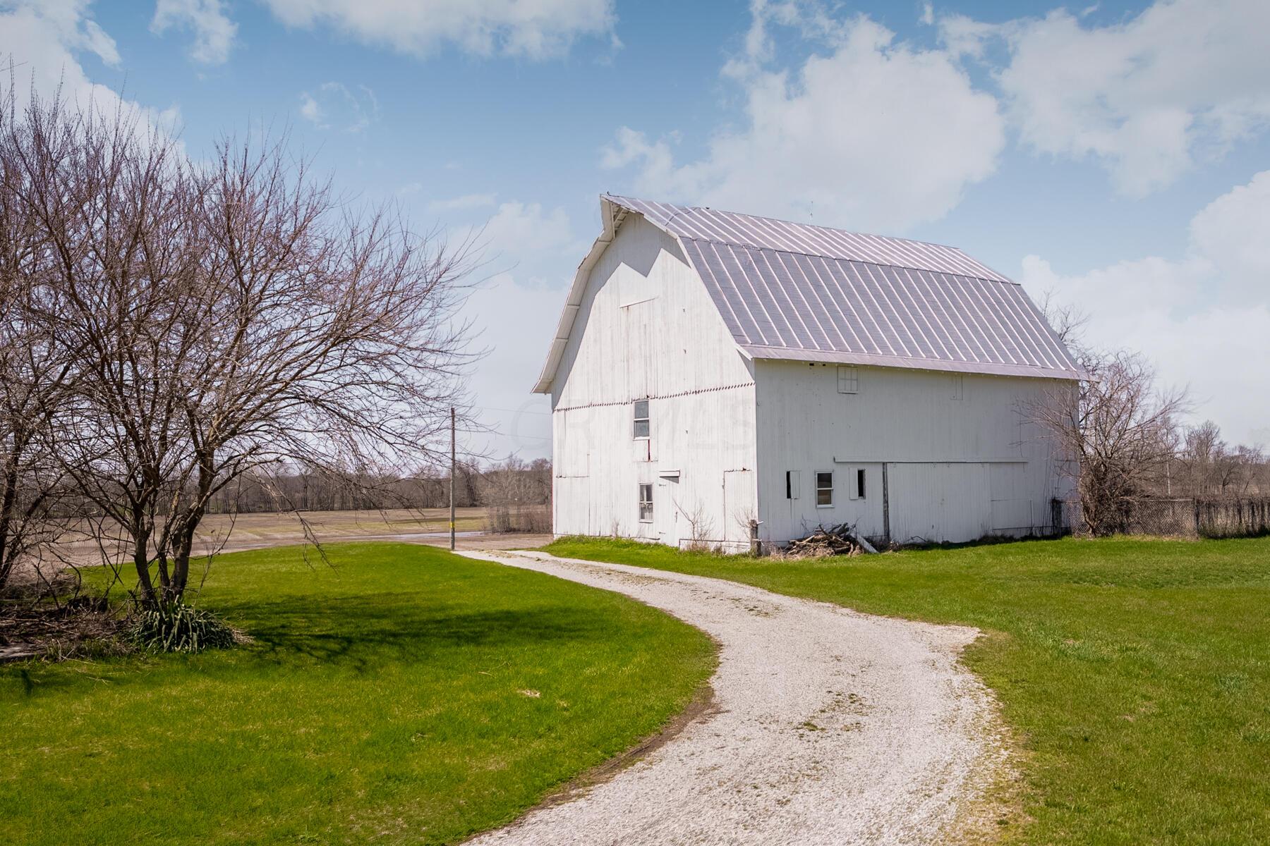5156 River Road Radnor, OH 43066 - Photo 12 of 54 Barn