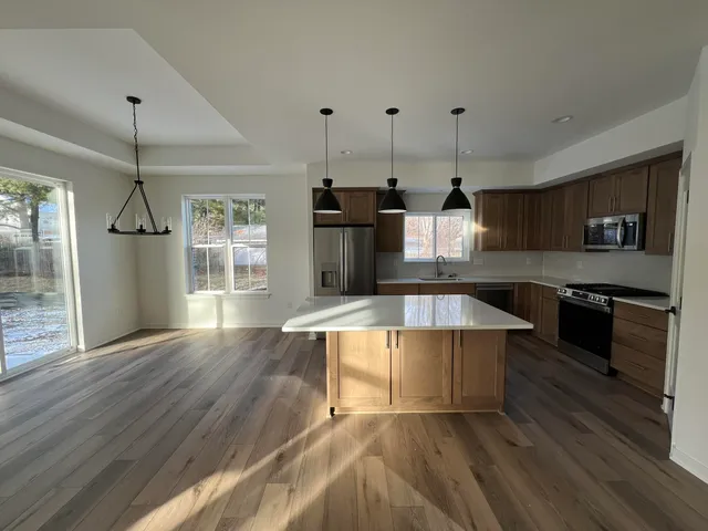 $819,900 | W221-n3075 Greenwood Road, Waukesha, WI 53186