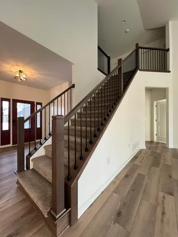 $819,900 | W221-n3075 Greenwood Road, Waukesha, WI 53186