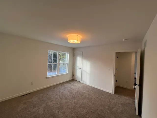 $819,900 | W221-n3075 Greenwood Road, Waukesha, WI 53186