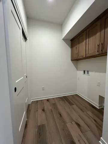 $819,900 | W221-n3075 Greenwood Road, Waukesha, WI 53186