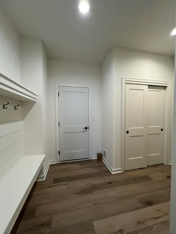 $819,900 | W221-n3075 Greenwood Road, Waukesha, WI 53186