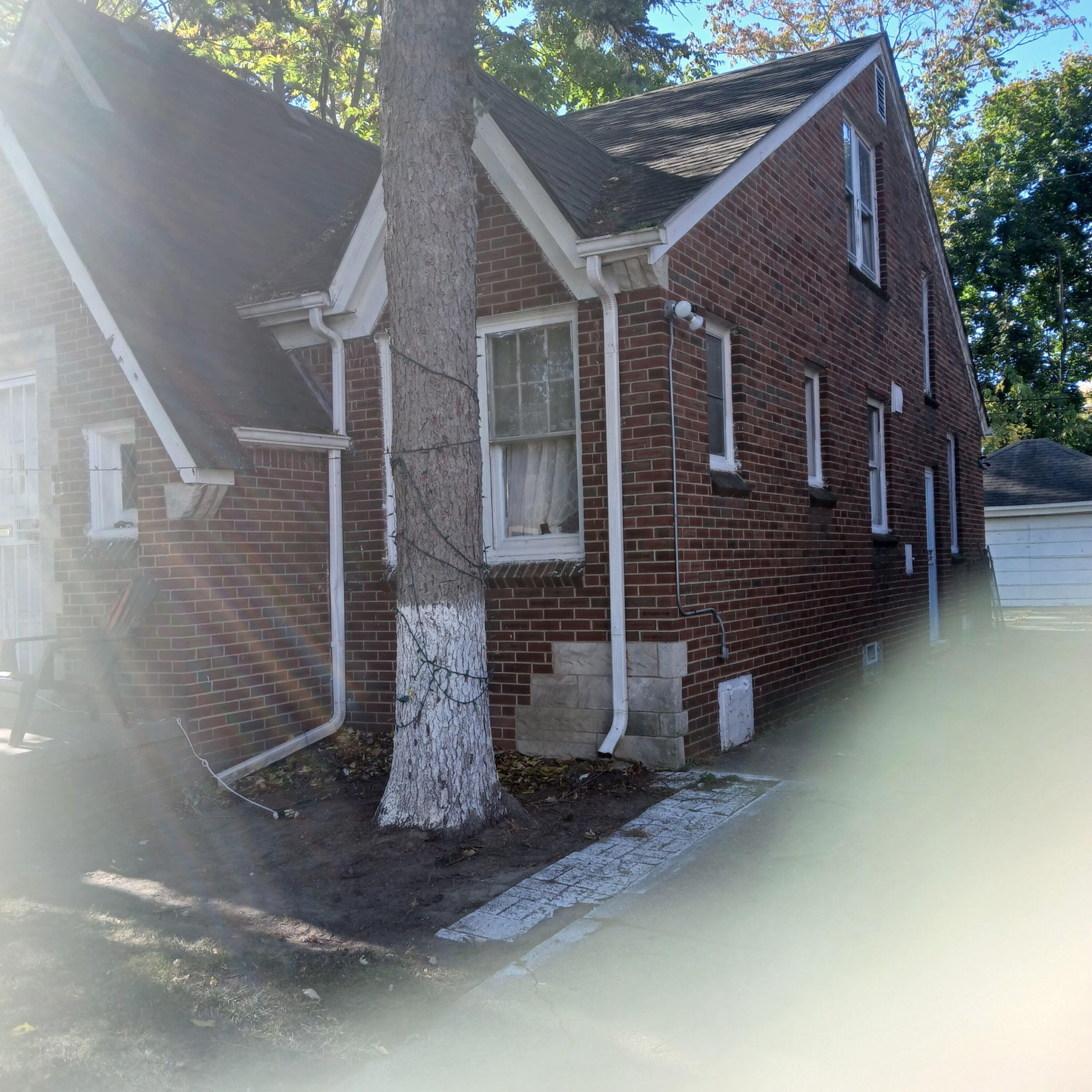 16201 Fielding Street Detroit, MI 48219 - Photo 3 of 8 3980626321069207067