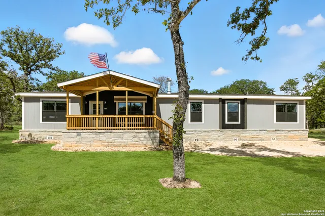 $349,900 | 140 Syrah Street, La Vernia, TX 78121