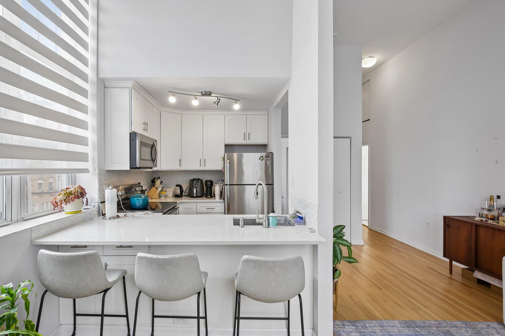 450 7th Street, Unit 2D Hoboken, NJ 07030 - Photo 8 of 16