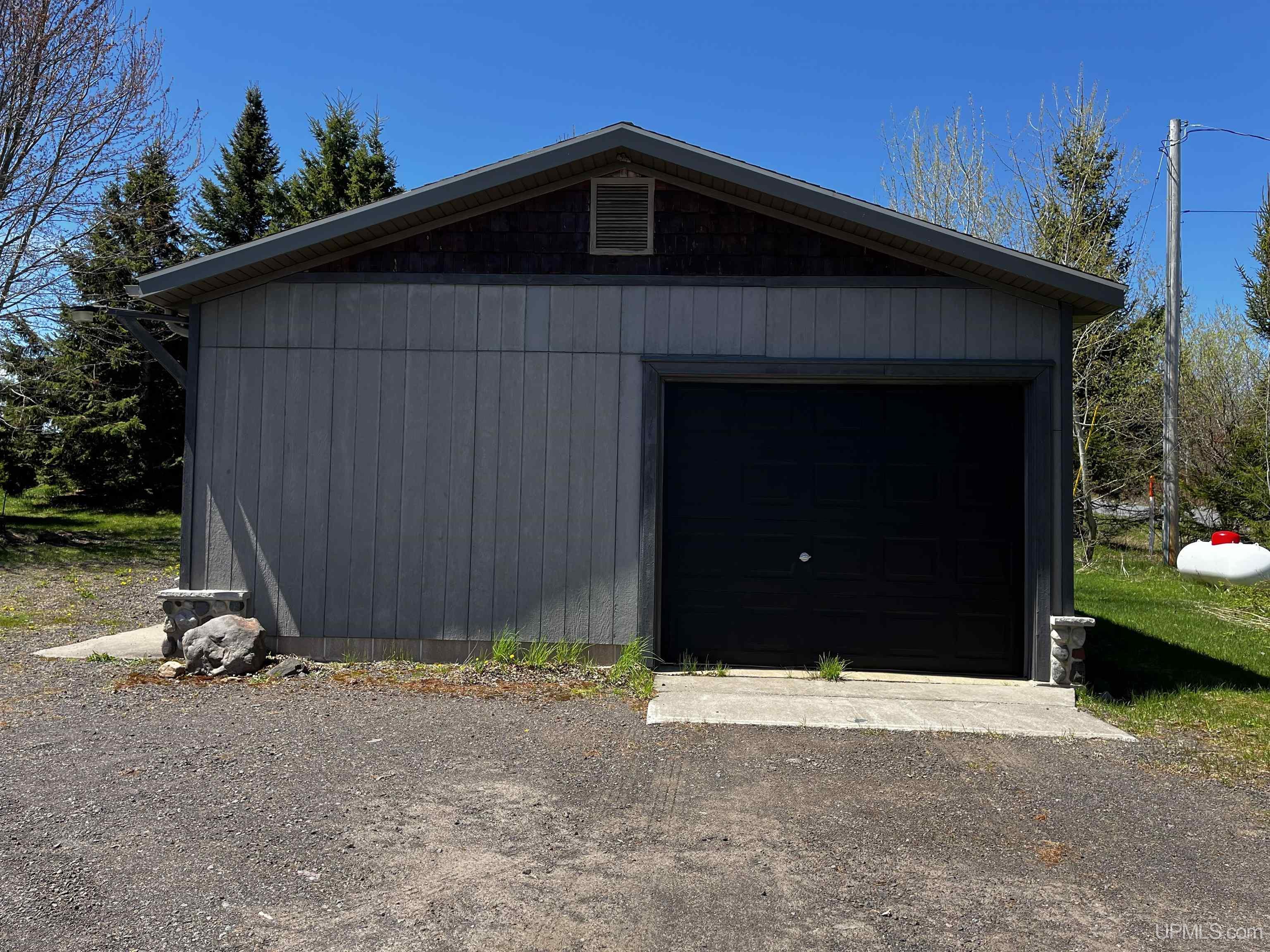 21605 Massie Road Chassell, MI 49916 - Photo 38 of 50