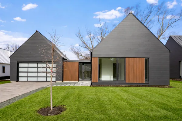 $3,990 | 1185 Harmony Court, Grafton, WI 53024