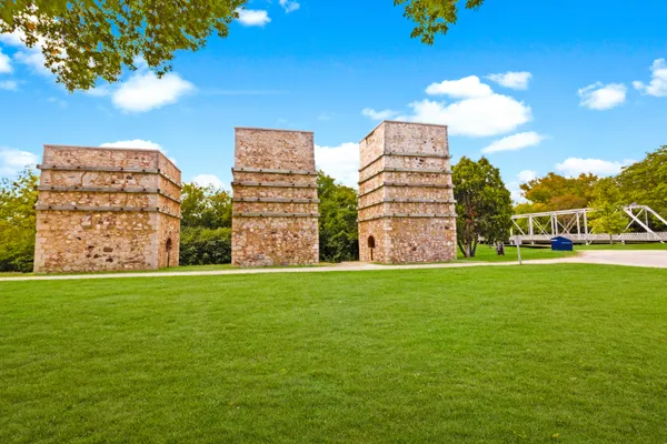 $3,990 | 1185 Harmony Court, Grafton, WI 53024