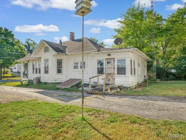 $147,500 | 321 South Market Street, Sparta, IL 62286
