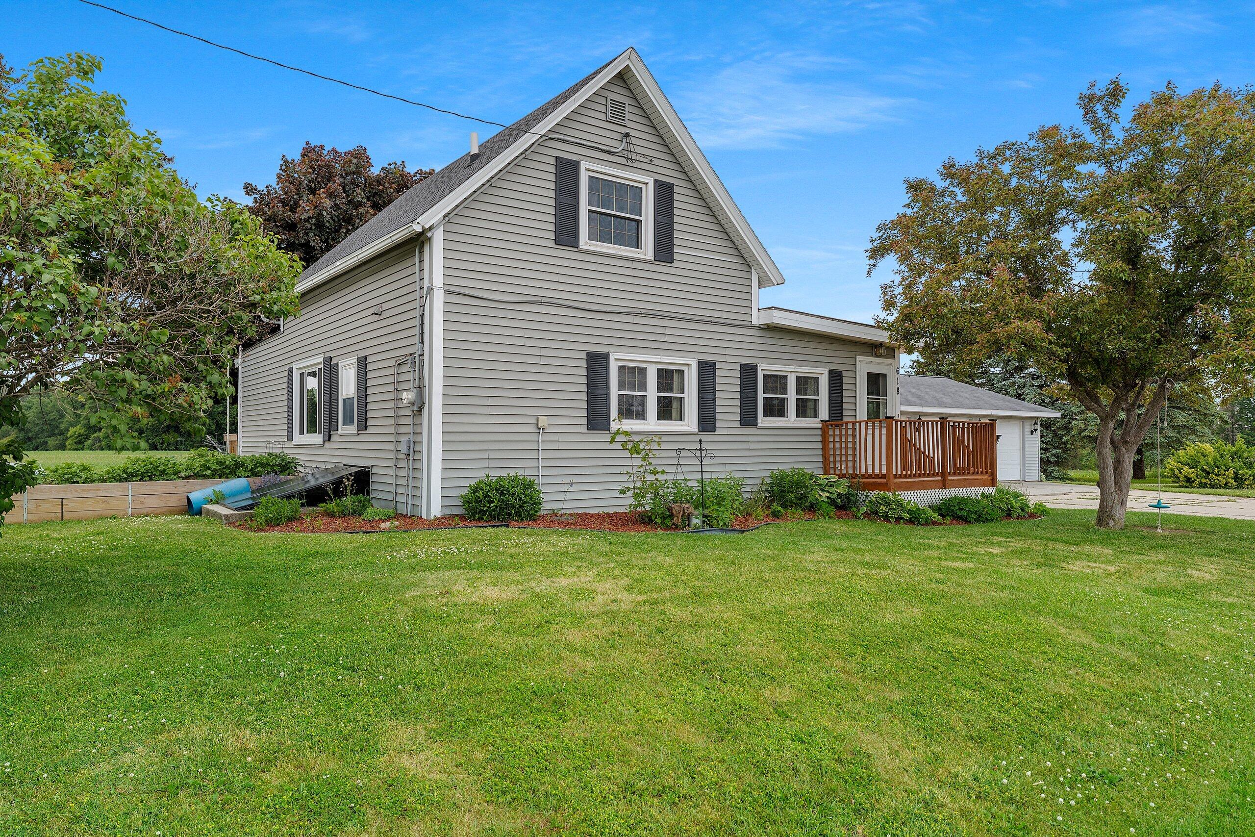 618 Norstad Road Cato, WI 54220 - Photo 33 of 47 002-618NorstadRoad-Manitowoc-WI-54220-SM
