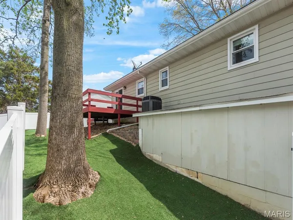 $265,000 | 402 West Schaefer Street, Columbia, IL 62236