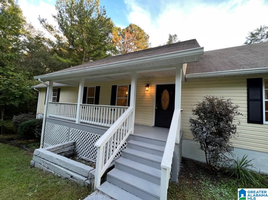 295 Stratford Road Talladega, AL 35160 - Photo 1 of 24